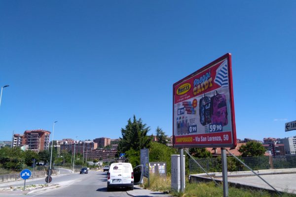 438 – Via Pirandello rotonda